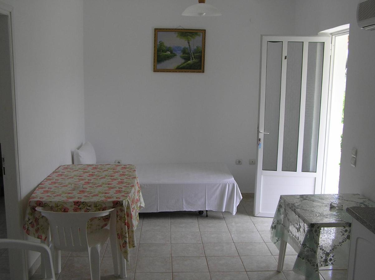 Aparthotel Casa Dyonisia Tsilivi à Plános Extérieur photo