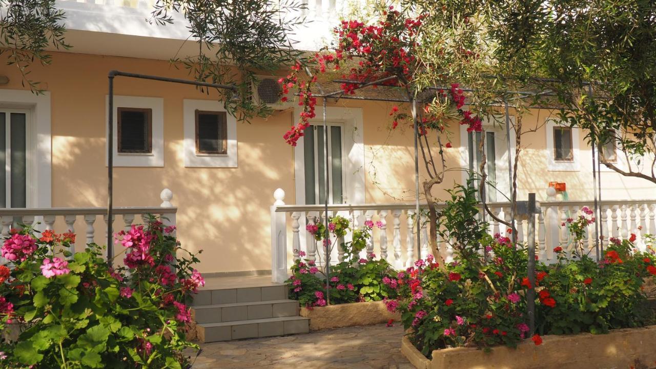 Aparthotel Casa Dyonisia Tsilivi à Plános Extérieur photo